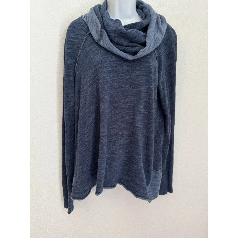 FREE PEOPLE beach Cowl Neck Cocoon Pullover sweater size M Cotton Blue